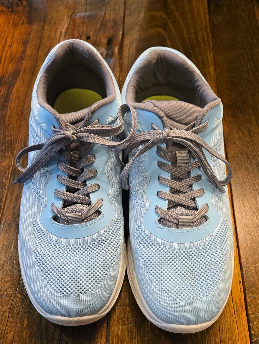 Easy Spirit 9W Pippa Women's Sneaker Light Blue/White, Wide
